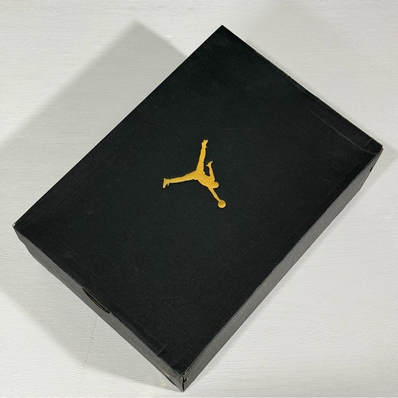 Nike Air Jordan 1 Mid Armory Navy. Men's Sneakers 11.5M. BRAND NEW 💯 Authentic - Picture 9 of 10